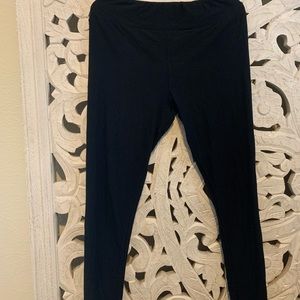LuLaRoe TC Black Leggings